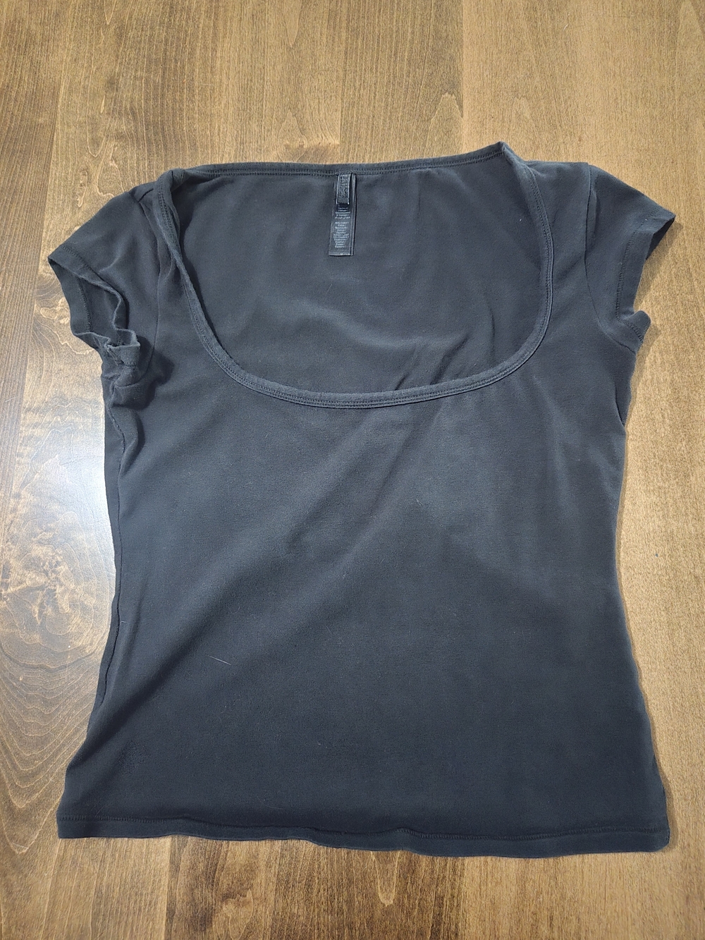 SKIMS Black Scoop Neck Short Sleeve Tee